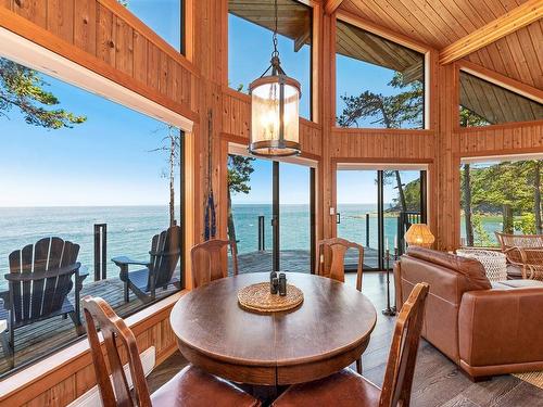 641 Edith  Point Road, Mayne Island, BC 