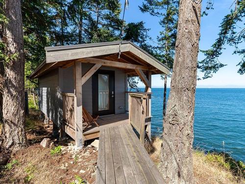 641 Edith  Point Road, Mayne Island, BC 