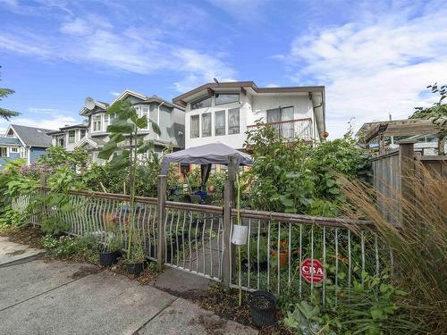 481 E 17Th Avenue, Vancouver, BC 