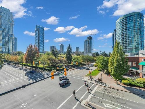 308 6080 Mckay Avenue, Burnaby, BC 