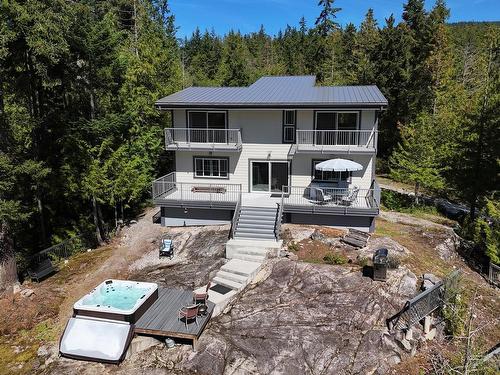 9431 Stephens Way, Halfmoon Bay, BC 