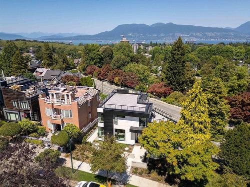 3635 W 14Th Avenue, Vancouver, BC 