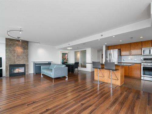 2205 120 Milross Avenue, Vancouver, BC 