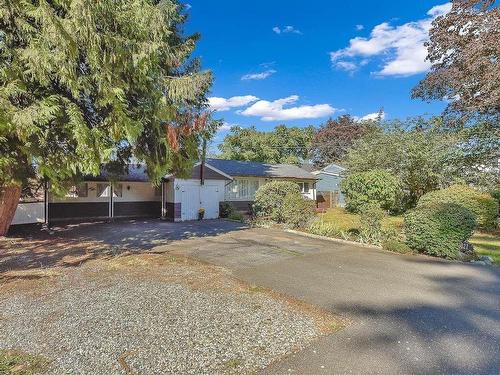 23021 117 Avenue, Maple Ridge, BC 