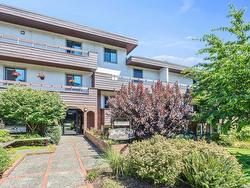 220 2025 W 2ND AVENUE  Vancouver, BC V6H 2L2