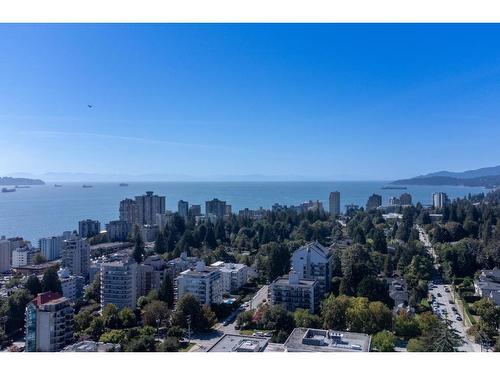 1403 650 16Th Street, West Vancouver, BC 