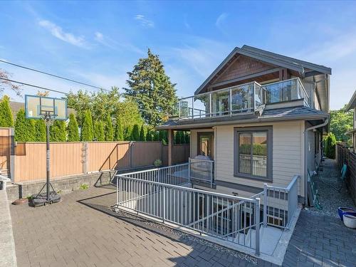 362 E 12Th Street, North Vancouver, BC 