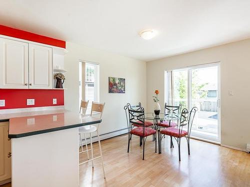 375 Tempe Crescent, North Vancouver, BC 