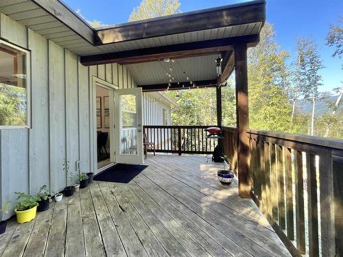 6018 Fairway Avenue, Sechelt, BC 