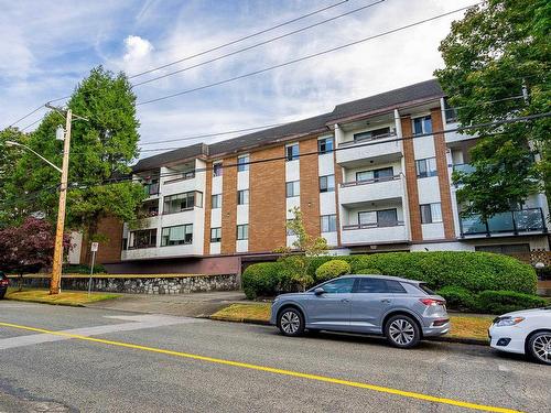 310 515 Eleventh Street, New Westminster, BC 