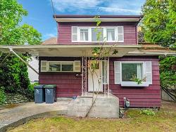 265 W QUEENS ROAD  North Vancouver, BC V7N 2K6