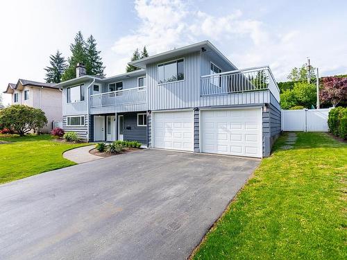 7949 Burnlake Drive, Burnaby, BC 