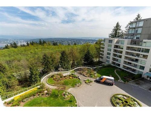 904 9288 University Crescent, Burnaby, BC 