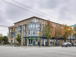 210 702 E KING EDWARD AVENUE  Vancouver, BC V5V 0A9