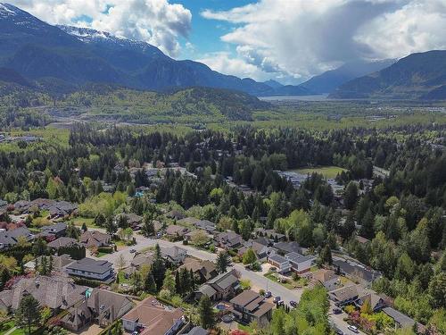 4 1026 Glacier View Drive, Squamish, BC 