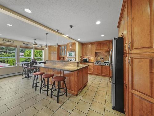 948 Mansfield Crescent, Port Coquitlam, BC 