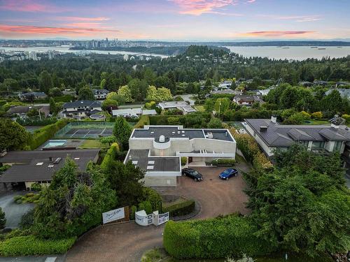 720 Fairmile Road, West Vancouver, BC 