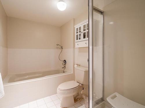 301 2203 Bellevue Avenue, West Vancouver, BC 