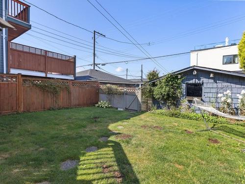 1843 Chesterfield Avenue, North Vancouver, BC 