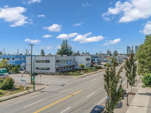 307 6283 Kingsway, Burnaby, BC 