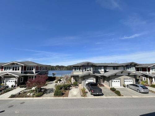 5954 Beachgate Lane, Sechelt, BC 