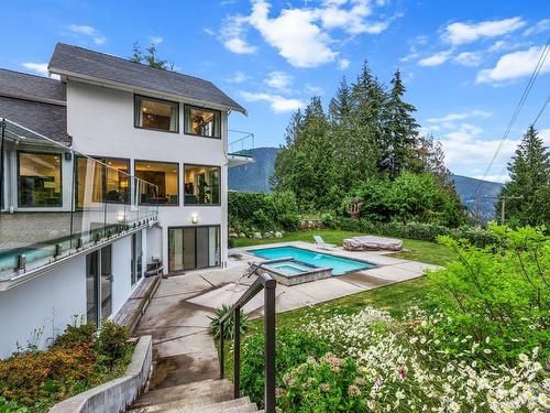 598 St. Andrews Road, West Vancouver, BC 