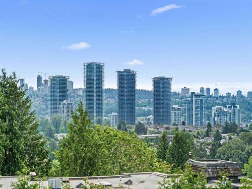 208 5450 Empire Drive, Burnaby, BC 