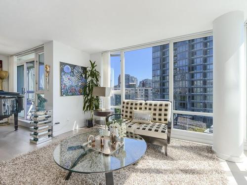 1001 1067 Marinaside Crescent, Vancouver, BC 