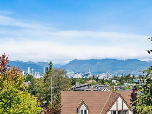 580 W 28Th Avenue, Vancouver, BC 