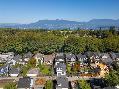 3958 W 19Th Avenue, Vancouver, BC 