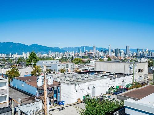 107 2195 W 5Th Avenue, Vancouver, BC 