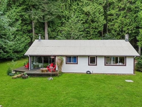 6121 Golf Course Road, Sechelt, BC 