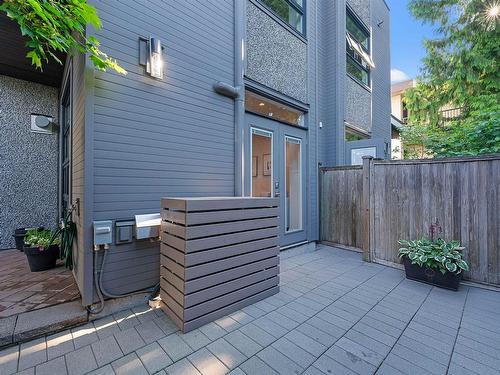 39 E 13Th Avenue, Vancouver, BC 