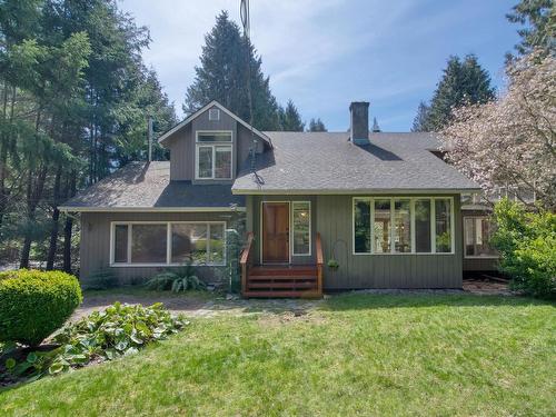 7309 Redrooffs Road, Halfmoon Bay, BC 