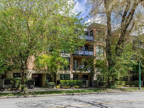 112 2065 W 12Th Avenue, Vancouver, BC 