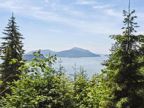 405 Timbertop Drive, Lions Bay, BC 