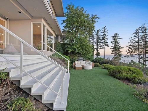 5476 West Vista Court, West Vancouver, BC 