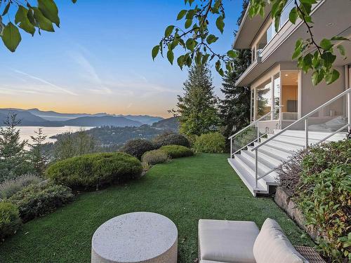 5476 West Vista Court, West Vancouver, BC 