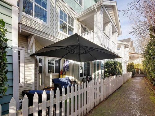 8 123 Seventh Street, New Westminster, BC 