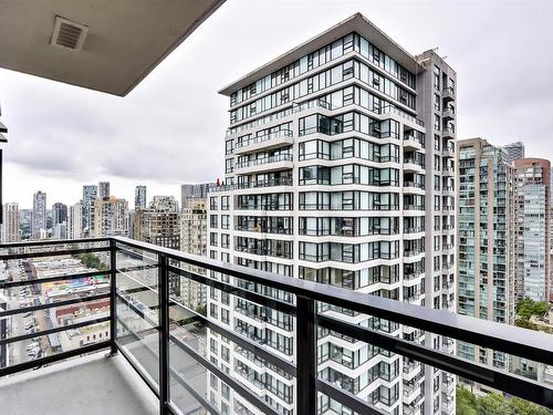 2708 909 Mainland Street, Vancouver, BC 