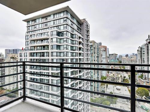 2708 909 Mainland Street, Vancouver, BC 