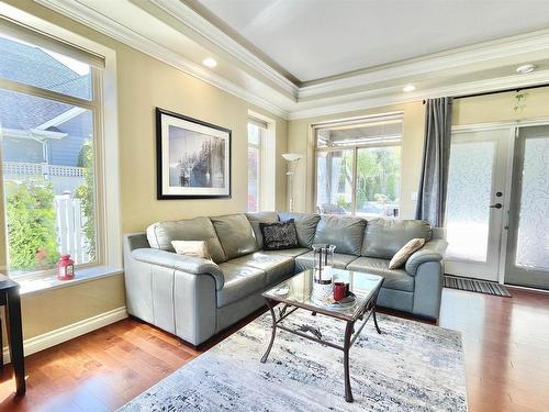 6155 Highmoor Place, Sechelt, BC 