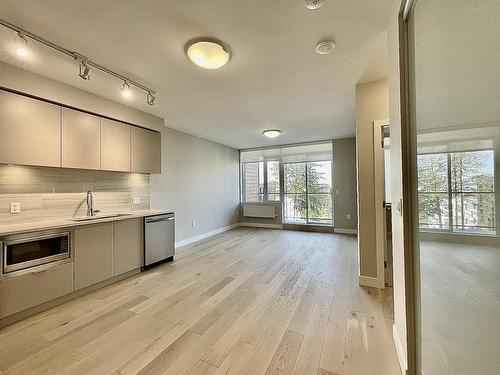 807 8725 University Crescent, Burnaby, BC 