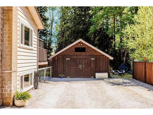 5620 Wakefield Road, Sechelt, BC 