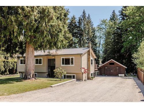 5620 Wakefield Road, Sechelt, BC 