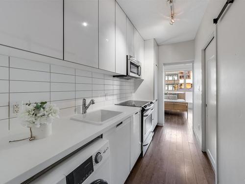 206 138 E Hastings Street, Vancouver, BC 