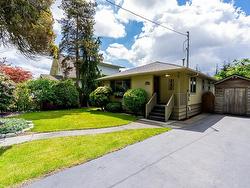 625 E 22ND STREET  North Vancouver, BC V7L 3E1