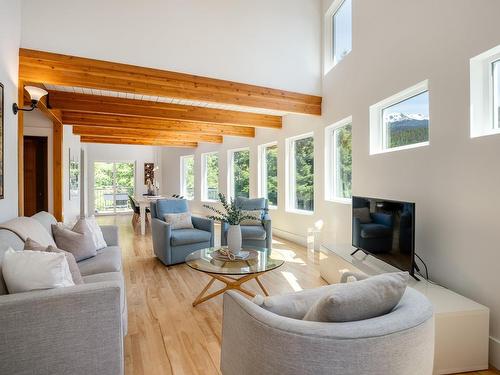 9144 Emerald Drive, Whistler, BC 