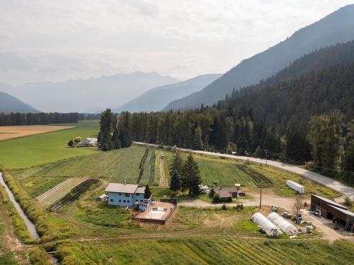 8184 Pemberton Meadows Road, Pemberton, BC 