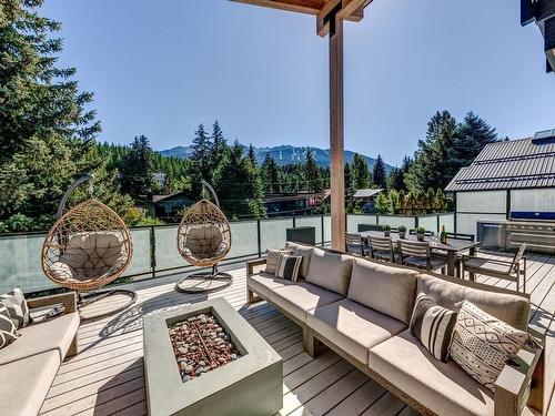 7333 Toni Sailer Lane, Whistler, BC 